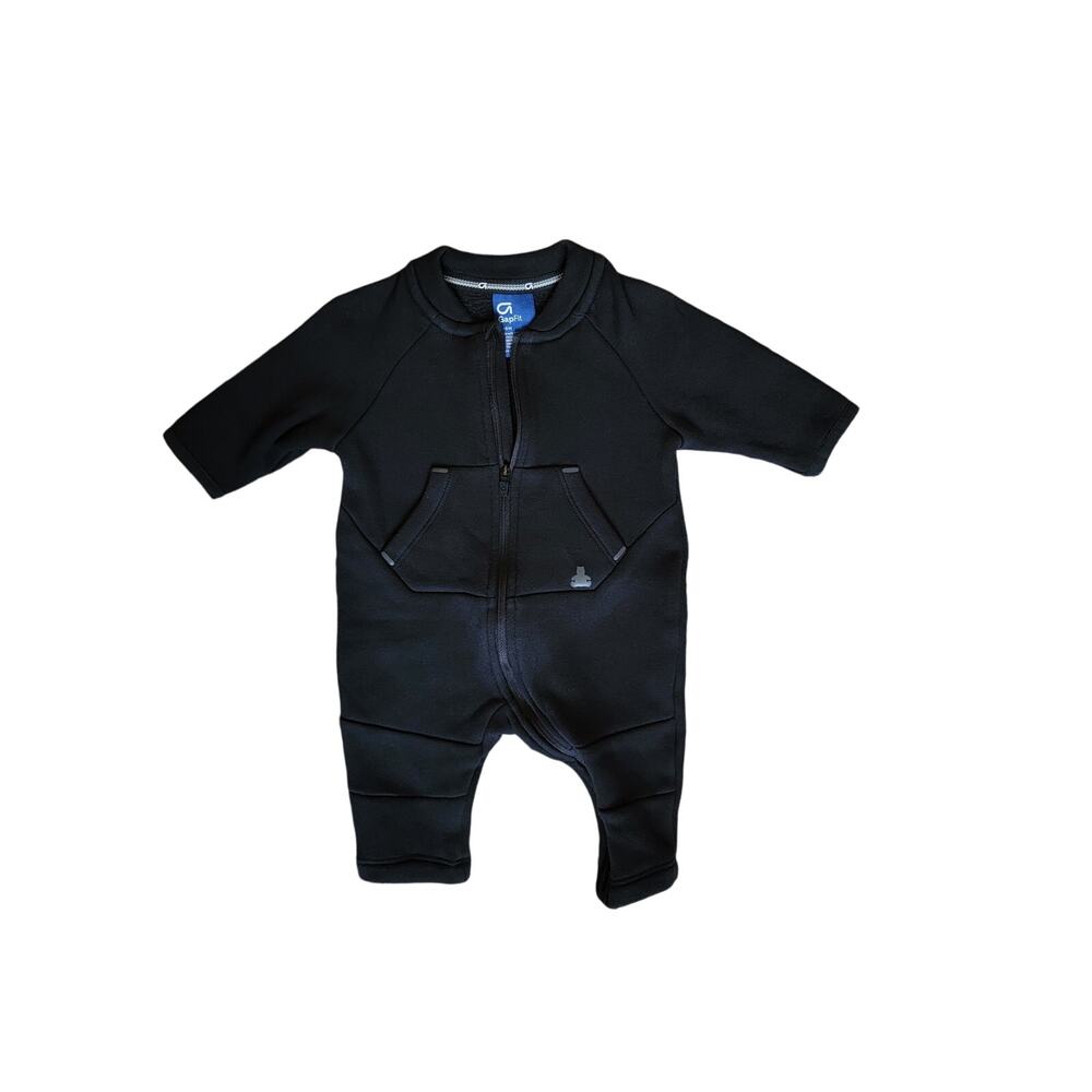 GapFit Baby True Black Cozy‎ Fleece Lined One-Piece Jumpsuit Romper 0-3 Months
